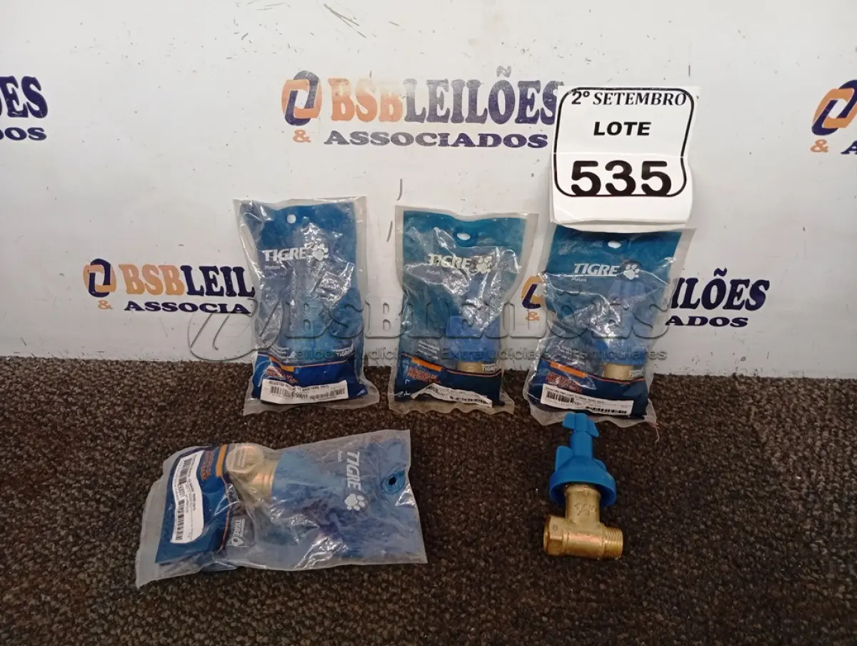 LOTE 535