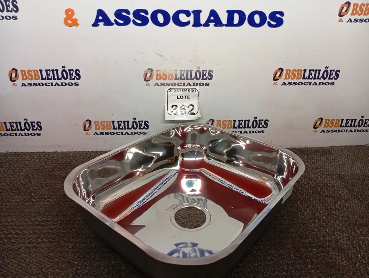 LOTE 362