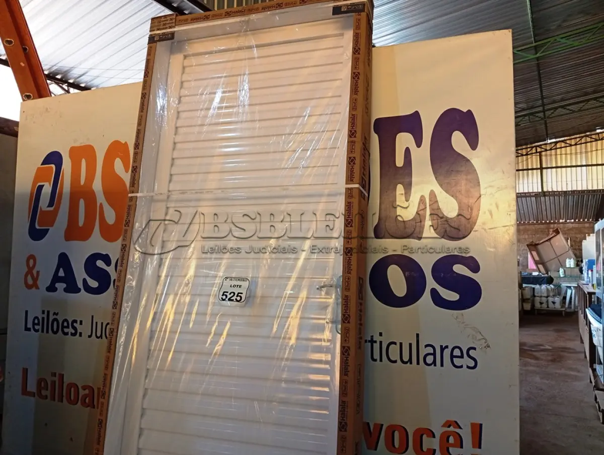 LOTE 525 - 01 PORTA VEN APD BRANCA 085X215 ESQ REQ12 - HAIALA NOVO. (NO ESTADO) ATENÇÃO! FAZER A VISITAÇÃO ANTES DE ARREMATAR, NÃO SABEMOS SE FUNCIONA. LEILÃO NÃO TEM GARANTIA E NEM DEVOLUÇÃO, SUJEITO A POSSÍVEIS AVARIAS VISÍVEIS/OCULTAS E/OU AUSÊNCIA DE COMPONENTES.