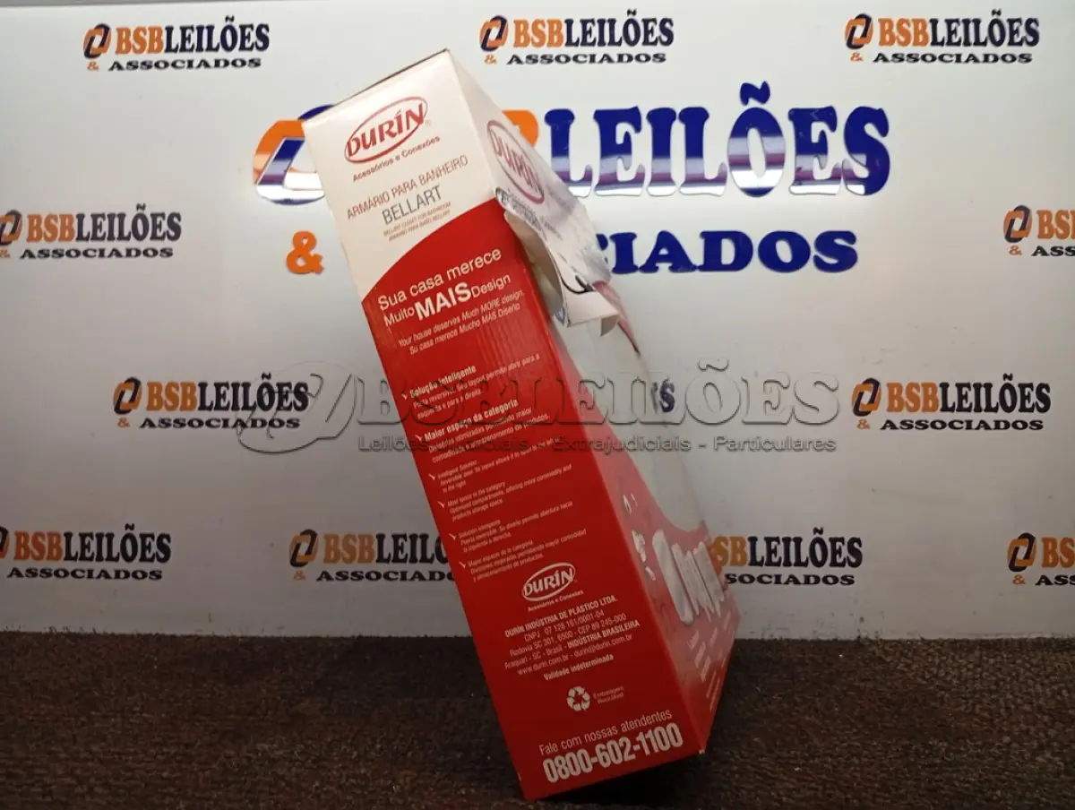 LOTE 322 - 01 ARMÁRIO BANHEIRO BELLART BRANCO DURIN. (NO ESTADO) ATENÇÃO! FAZER A VISITAÇÃO ANTES DE ARREMATAR, NÃO SABEMOS SE FUNCIONA. LEILÃO NÃO TEM GARANTIA E NEM DEVOLUÇÃO, SUJEITO A POSSÍVEIS AVARIAS VISÍVEIS/OCULTAS E/OU AUSÊNCIA DE COMPONENTES.