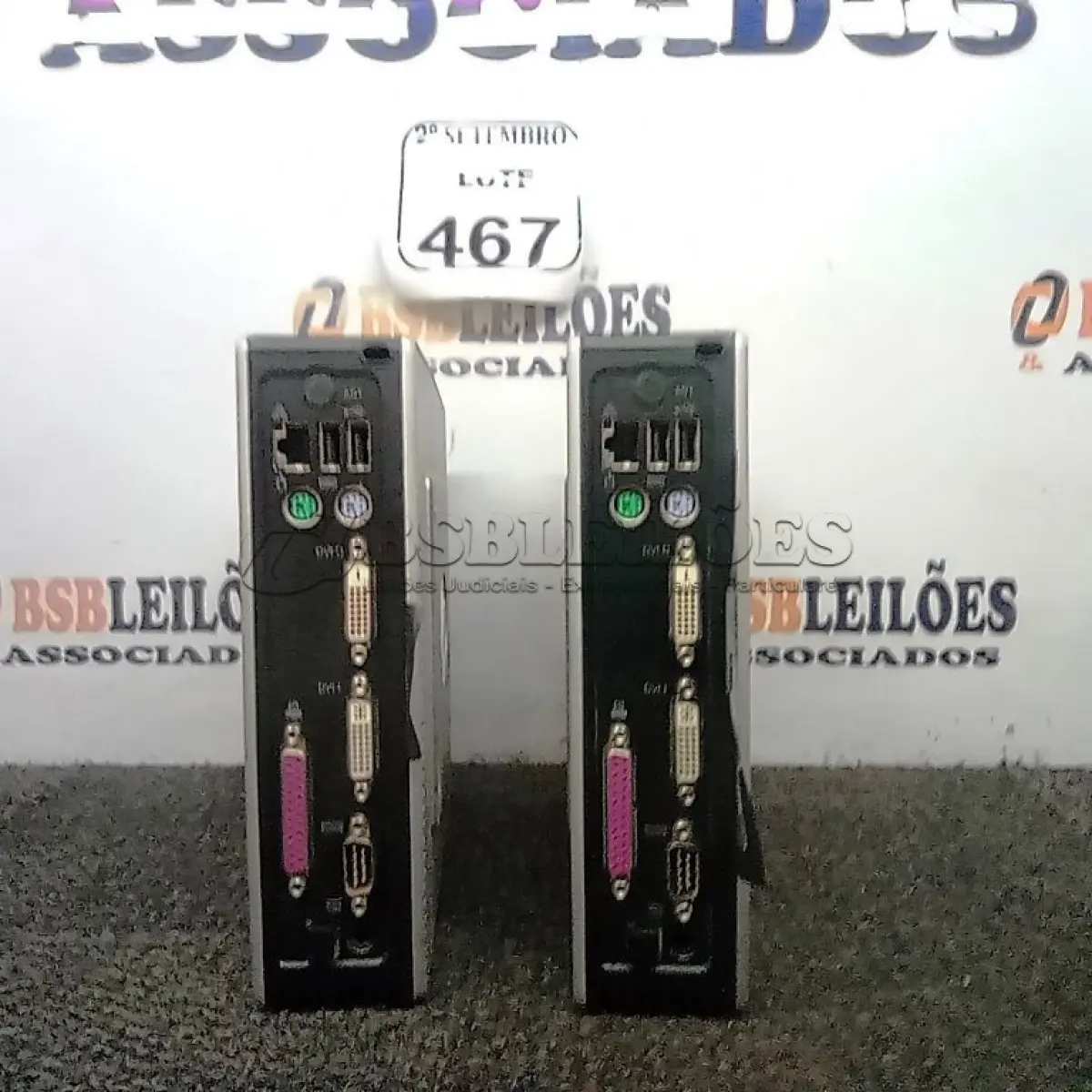 LOTE 467 - 02 MINI CPUS HP. (NO ESTADO) ATENÇÃO! FAZER A VISITAÇÃO ANTES DE ARREMATAR, NÃO SABEMOS SE FUNCIONA. LEILÃO NÃO TEM GARANTIA E NEM DEVOLUÇÃO, SUJEITO A POSSÍVEIS AVARIAS VISÍVEIS/OCULTAS E/OU AUSÊNCIA DE COMPONENTES.