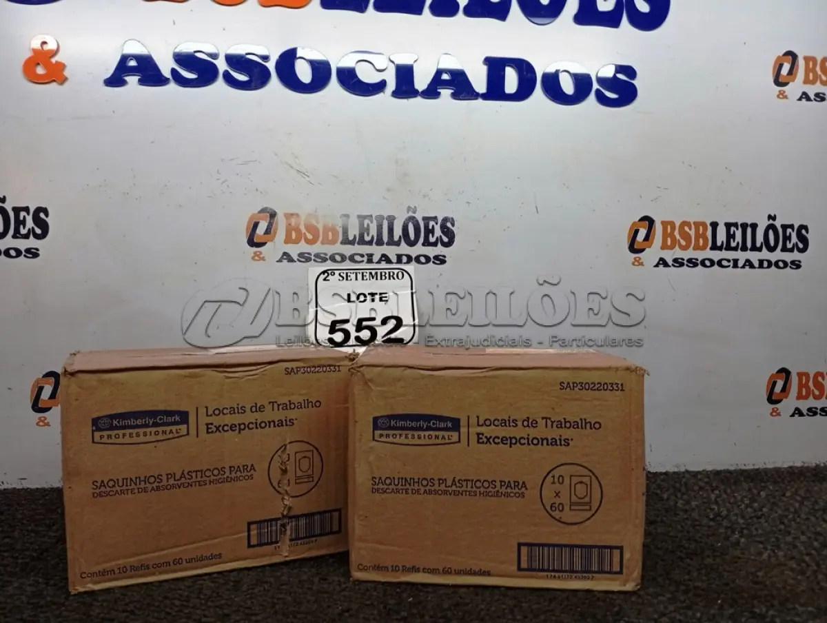 LOTE 552 - 02 CAIXAS COM SAQUINHOS PLÁSTICOS PARA DESCARTES DE ABSORVENTES, CONTEM 10 PERFIS COM 60 UNIDADES CADA E (NO ESTADO) ATENÇÃO! FAZER A VISITAÇÃO ANTES DE ARREMATAR, NÃO SABEMOS SE FUNCIONA. LEILÃO NÃO TEM GARANTIA E NEM DEVOLUÇÃO, SUJEITO A POSSÍVEIS AVARIAS VISÍVEIS/OCULTAS E/OU AUSÊNCIA DE COMPONENTES.