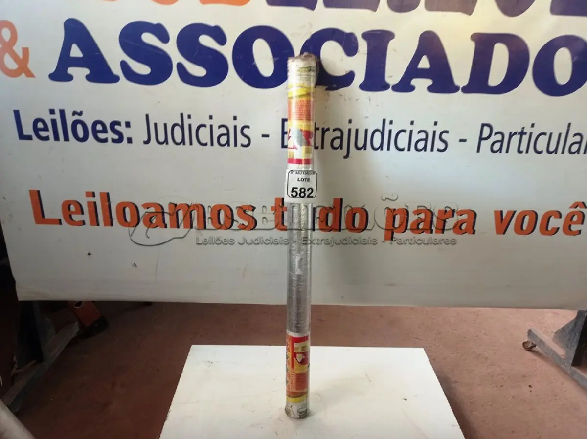 LOTE 582 - 01 ROLO MANTA SUBCOBERTURA 2 FACES 50 METROS BRASFOIL. (NO ESTADO) ATENÇÃO! FAZER A VISITAÇÃO ANTES DE ARREMATAR, NÃO SABEMOS SE FUNCIONA. LEILÃO NÃO TEM GARANTIA E NEM DEVOLUÇÃO, SUJEITO A POSSÍVEIS AVARIAS VISÍVEIS/OCULTAS E/OU AUSÊNCIA DE COMPONENTES.