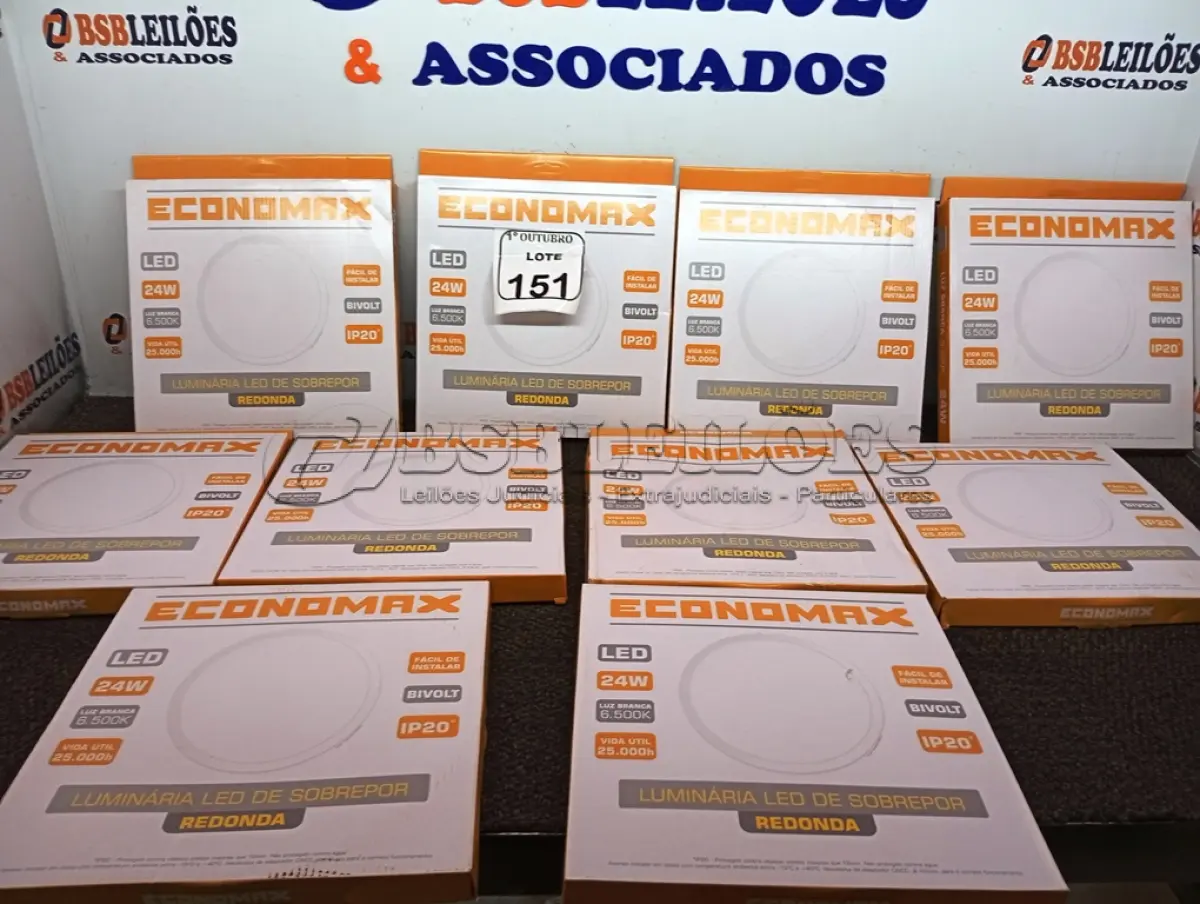 LOTE 151 - 10 LUMINÁRIAS ECONOMAX DE SOBREPOR LED. (NO ESTADO) ATENÇÃO! FAZER A VISITAÇÃO ANTES DE ARREMATAR, NÃO SABEMOS SE FUNCIONA. LEILÃO NÃO TEM GARANTIA E NEM DEVOLUÇÃO, SUJEITO A POSSÍVEIS AVARIAS VISÍVEIS/OCULTAS E/OU AUSÊNCIA DE COMPONENTES.
