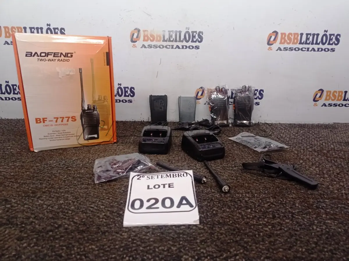 LOTE 020 - 01 PAR DE RÁDIO COMUNICADOR BAOFENG BF-777S (NOVO). (NO ESTADO) ATENÇÃO! FAZER A VISITAÇÃO ANTES DE ARREMATAR, NÃO SABEMOS SE FUNCIONA. LEILÃO NÃO TEM GARANTIA E NEM DEVOLUÇÃO, SUJEITO A POSSÍVEIS AVARIAS VISÍVEIS/OCULTAS E/OU AUSÊNCIA DE COMPONENTES.
