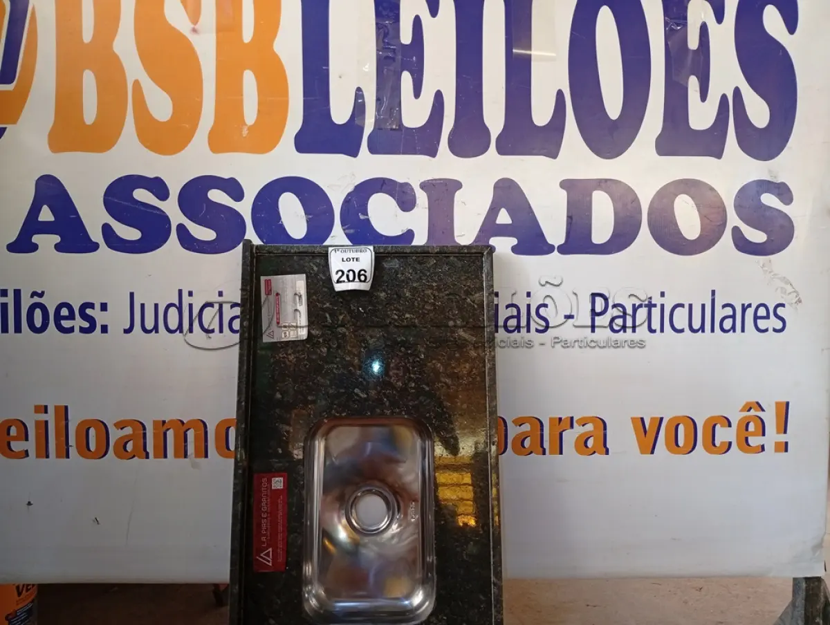 LOTE 206 - 01 PIA VERDE UBATUBA DE 1X20M. (NO ESTADO) ATENÇÃO! FAZER A VISITAÇÃO ANTES DE ARREMATAR, NÃO SABEMOS SE FUNCIONA. LEILÃO NÃO TEM GARANTIA E NEM DEVOLUÇÃO, SUJEITO A POSSÍVEIS AVARIAS VISÍVEIS/OCULTAS E/OU AUSÊNCIA DE COMPONENTES.