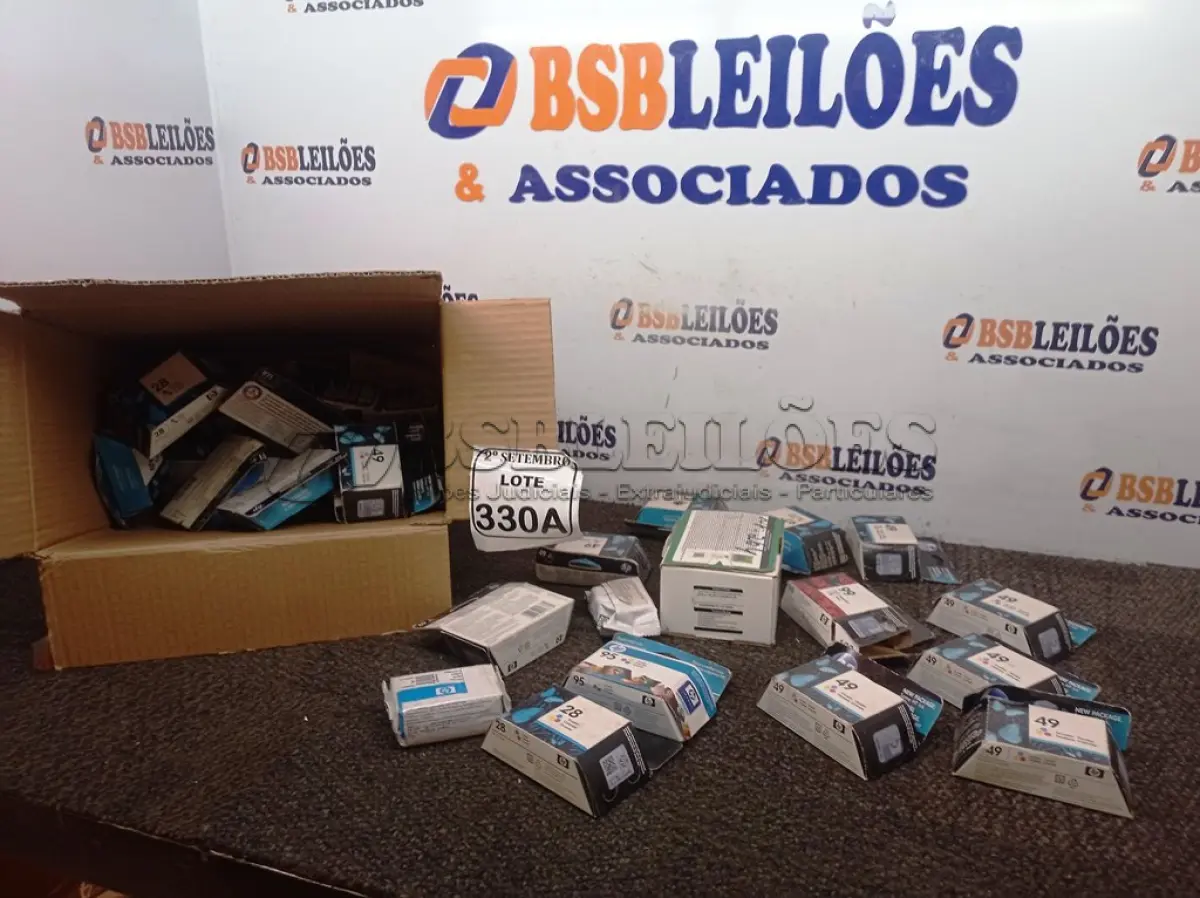 LOTE 330 - 01 LOTE COM CARTUCHOS DIVERSOS. (NO ESTADO) ATENÇÃO! FAZER A VISITAÇÃO ANTES DE ARREMATAR, NÃO SABEMOS SE FUNCIONA. LEILÃO NÃO TEM GARANTIA E NEM DEVOLUÇÃO, SUJEITO A POSSÍVEIS AVARIAS VISÍVEIS/OCULTAS E/OU AUSÊNCIA DE COMPONENTES.