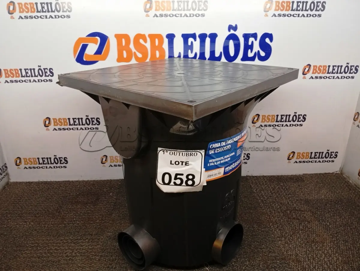 LOTE 058 - 01 CAIXA DE PASSAGEM E INSPEÇÃO DE ESGOTO. (NO ESTADO) ATENÇÃO! FAZER A VISITAÇÃO ANTES DE ARREMATAR, NÃO SABEMOS SE FUNCIONA. LEILÃO NÃO TEM GARANTIA E NEM DEVOLUÇÃO, SUJEITO A POSSÍVEIS AVARIAS VISÍVEIS/OCULTAS E/OU AUSÊNCIA DE COMPONENTES.