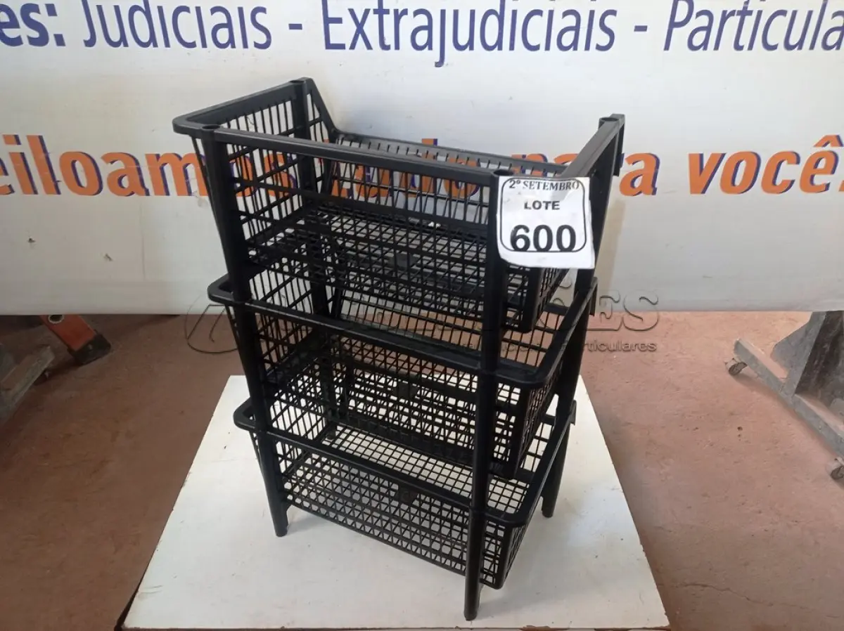 LOTE 600 - 03 CESTOS. (NO ESTADO) ATENÇÃO! FAZER A VISITAÇÃO ANTES DE ARREMATAR, NÃO SABEMOS SE FUNCIONA. LEILÃO NÃO TEM GARANTIA E NEM DEVOLUÇÃO, SUJEITO A POSSÍVEIS AVARIAS VISÍVEIS/OCULTAS E/OU AUSÊNCIA DE COMPONENTES.