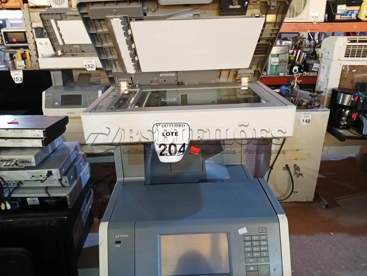 LOTE 204 - 01 IMPRESSORA MULTIFUNCIONAL LEXMARK X748TE COM AVARIAS. (NO ESTADO) ATENÇÃO! FAZER A VISITAÇÃO ANTES DE ARREMATAR, NÃO SABEMOS SE FUNCIONA. LEILÃO NÃO TEM GARANTIA E NEM DEVOLUÇÃO, SUJEITO A POSSÍVEIS AVARIAS VISÍVEIS/OCULTAS E/OU AUSÊNCIA DE COMPONENTES.