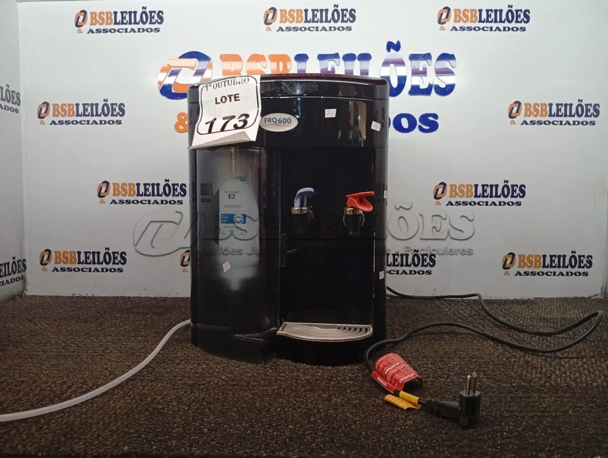 LOTE 173 - 01 BEBEDOURO DE BANCADA MARCA FRQ 600. (NO ESTADO) ATENÇÃO! FAZER A VISITAÇÃO ANTES DE ARREMATAR, NÃO SABEMOS SE FUNCIONA. LEILÃO NÃO TEM GARANTIA E NEM DEVOLUÇÃO, SUJEITO A POSSÍVEIS AVARIAS VISÍVEIS/OCULTAS E/OU AUSÊNCIA DE COMPONENTES.