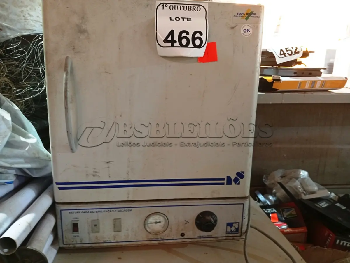 LOTE 466 - 01 ESTUFA P/ ESTERILIZAÇÃO E SECAGEM. (NO ESTADO) ATENÇÃO! FAZER A VISITAÇÃO ANTES DE ARREMATAR, NÃO SABEMOS SE FUNCIONA. LEILÃO NÃO TEM GARANTIA E NEM DEVOLUÇÃO, SUJEITO A POSSÍVEIS AVARIAS VISÍVEIS/OCULTAS E/OU AUSÊNCIA DE COMPONENTES.