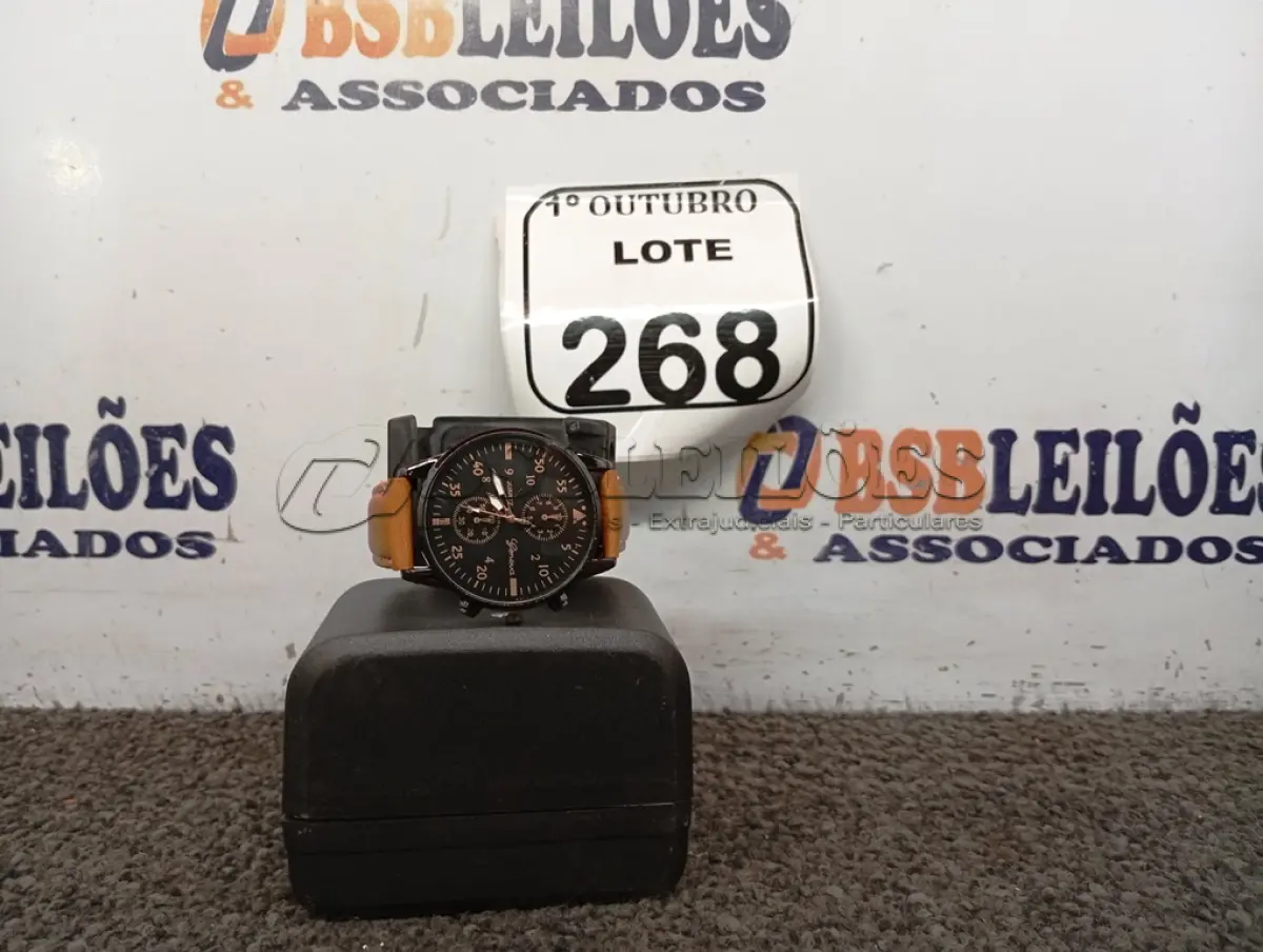 LOTE 268 - 01 RELÓGIO DE PULSO GENOVA. (NO ESTADO) ATENÇÃO! FAZER A VISITAÇÃO ANTES DE ARREMATAR, NÃO SABEMOS SE FUNCIONA. LEILÃO NÃO TEM GARANTIA E NEM DEVOLUÇÃO, SUJEITO A POSSÍVEIS AVARIAS VISÍVEIS/OCULTAS E/OU AUSÊNCIA DE COMPONENTES.