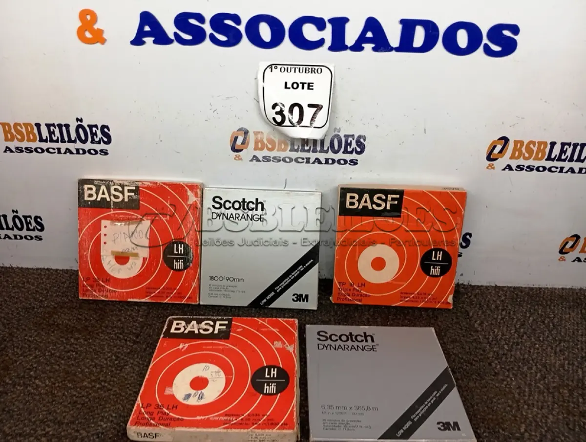 LOTE 307 - 05 FITAS DE ROLO P/ GRAVADOR. (NO ESTADO) ATENÇÃO! FAZER A VISITAÇÃO ANTES DE ARREMATAR, NÃO SABEMOS SE FUNCIONA. LEILÃO NÃO TEM GARANTIA E NEM DEVOLUÇÃO, SUJEITO A POSSÍVEIS AVARIAS VISÍVEIS/OCULTAS E/OU AUSÊNCIA DE COMPONENTES.