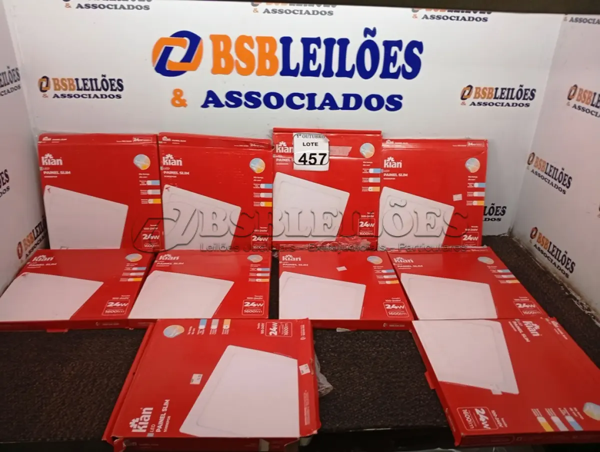LOTE 457 - 10 LUMINÁRIAS DE LED PAINEL SLIM KIAN 18W 100-240V.  (NO ESTADO) ATENÇÃO! FAZER A VISITAÇÃO ANTES DE ARREMATAR, NÃO SABEMOS SE FUNCIONA. LEILÃO NÃO TEM GARANTIA E NEM DEVOLUÇÃO, SUJEITO A POSSÍVEIS AVARIAS VISÍVEIS/OCULTAS E/OU AUSÊNCIA DE COMPONENTES.