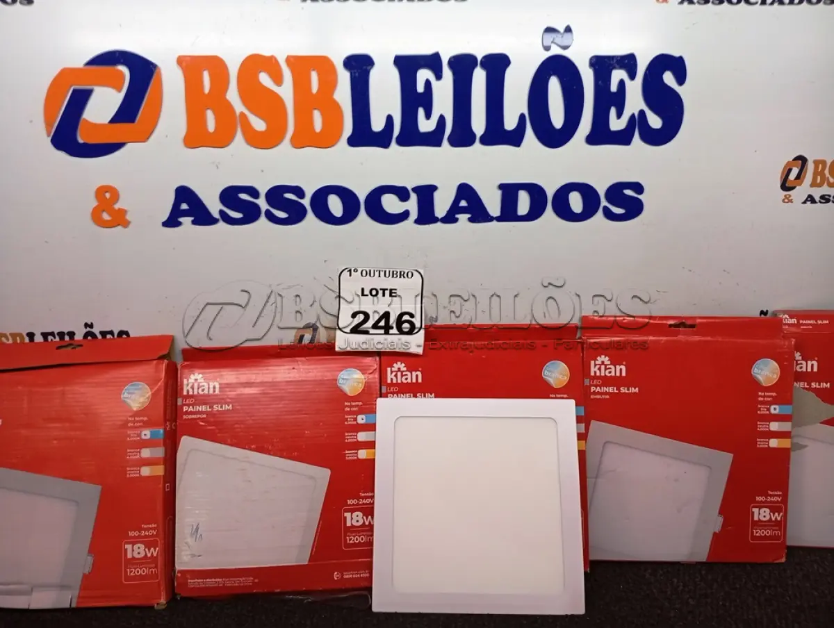 LOTE 246 - 11 LUMINÁRIAS DE LED PAINEL SLIM KIAN 18W 100-240V.  (NO ESTADO) ATENÇÃO! FAZER A VISITAÇÃO ANTES DE ARREMATAR, NÃO SABEMOS SE FUNCIONA. LEILÃO NÃO TEM GARANTIA E NEM DEVOLUÇÃO, SUJEITO A POSSÍVEIS AVARIAS VISÍVEIS/OCULTAS E/OU AUSÊNCIA DE COMPONENTES.