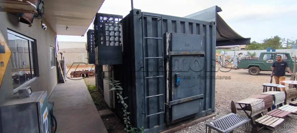 LOTE 120 - 01 CONTAINER DE CHOPP 7 BICOS. (NO ESTADO)