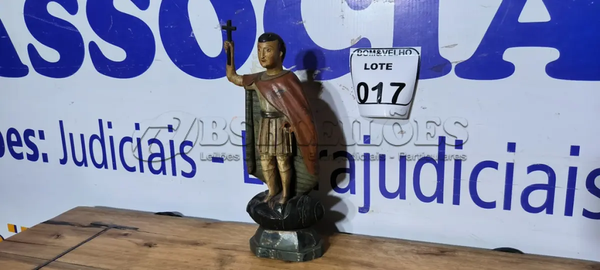 LOTE 017 - 01 IMAGEM SANTO SÉCULO XIX. (NO ESTADO)