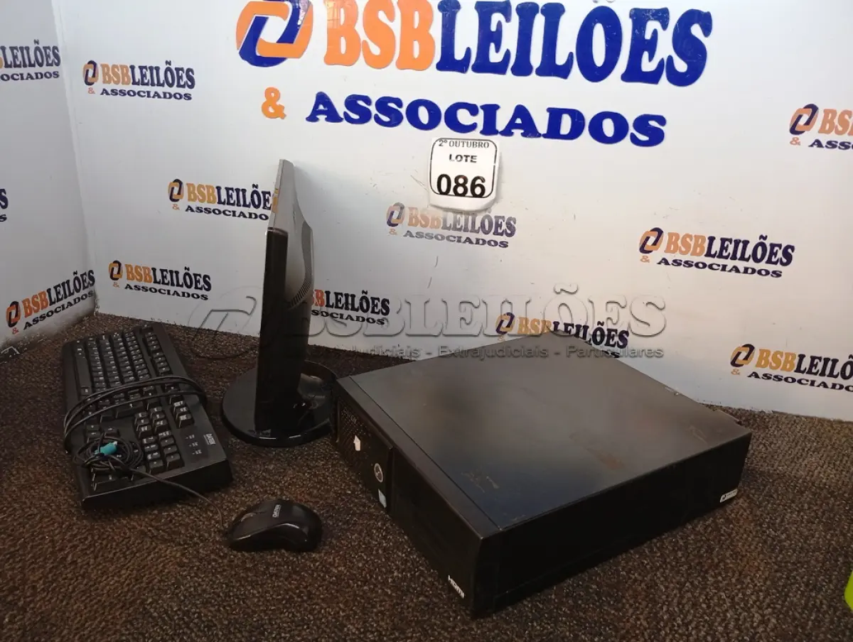 LOTE 086 - 01 MONITOR, 01 CPU E 01 TECLADO. (NO ESTADO) ATENÇÃO! FAZER A VISITAÇÃO ANTES DE ARREMATAR, NÃO SABEMOS SE FUNCIONA. LEILÃO NÃO TEM GARANTIA E NEM DEVOLUÇÃO, SUJEITO A POSSÍVEIS AVARIAS VISÍVEIS/OCULTAS E/OU AUSÊNCIA DE COMPONENTES.