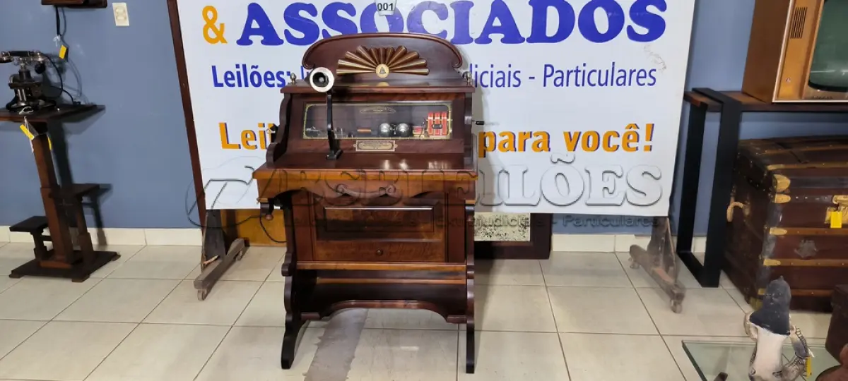 LOTE 001 - 01GRAHAM BELL.TELEFONE ORIGINAL, FABRICADO POR WESTERN ELETRIC CO , CHICAGO USA EM 1884. (NO ESTADO)
