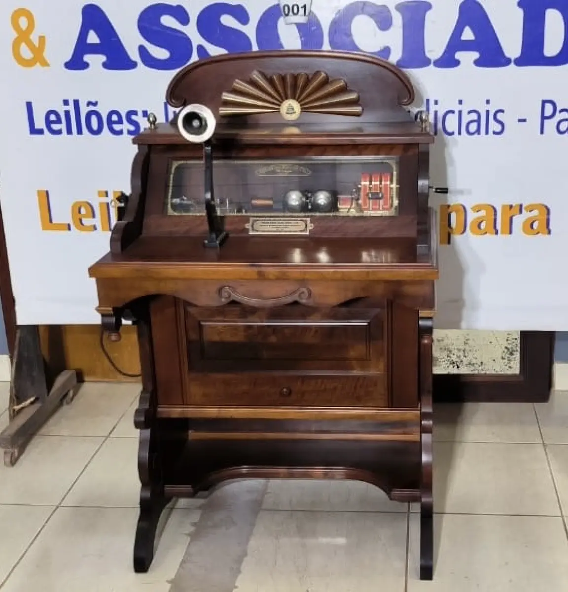 LOTE 001