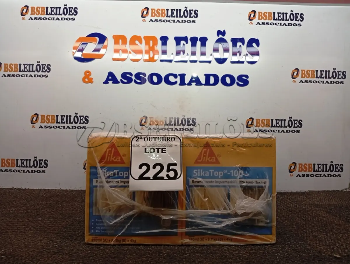 LOTE 225 - 02 CAIXAS DE SIKATOP-100 REVESTIMENTO IMPERMEABILIZANTE. (NO ESTADO) ATENÇÃO! FAZER A VISITAÇÃO ANTES DE ARREMATAR, NÃO SABEMOS SE FUNCIONA. LEILÃO NÃO TEM GARANTIA E NEM DEVOLUÇÃO, SUJEITO A POSSÍVEIS AVARIAS VISÍVEIS/OCULTAS E/OU AUSÊNCIA DE COMPONENTES.
