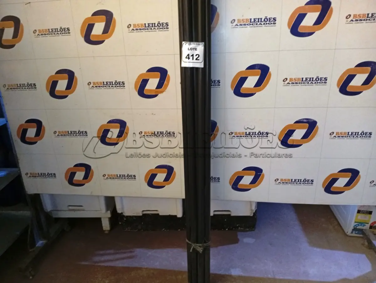 LOTE 412 - 08 ELETRODUTOS ROSCÁVEIS ANTI-CHAMAS. (NO ESTADO) ATENÇÃO! FAZER A VISITAÇÃO ANTES DE ARREMATAR, NÃO SABEMOS SE FUNCIONA. LEILÃO NÃO TEM GARANTIA E NEM DEVOLUÇÃO, SUJEITO A POSSÍVEIS AVARIAS VISÍVEIS/OCULTAS E/OU AUSÊNCIA DE COMPONENTES.