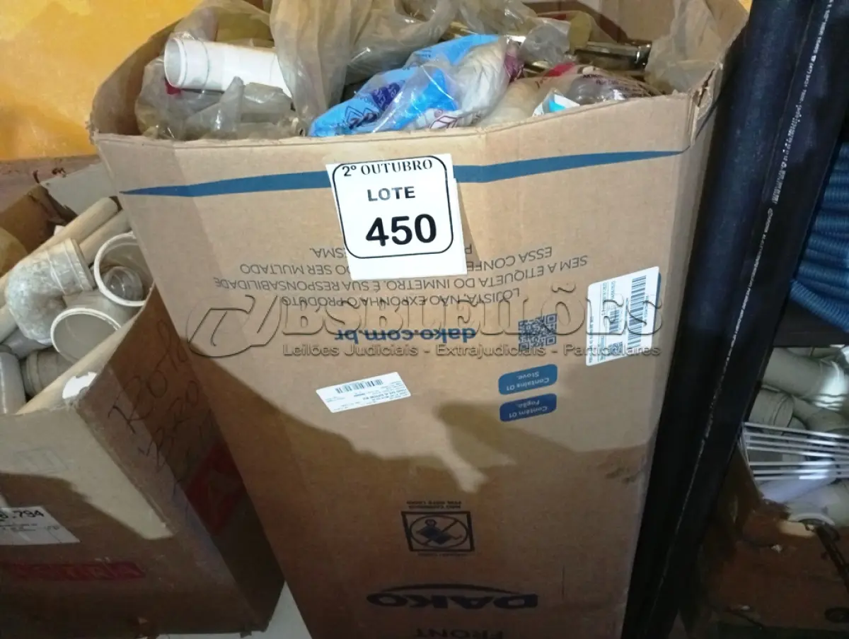 LOTE 450 - 01 LOTE C/GRANDE QUANTIDADE DE CONEXÕES HIDRÁULICAS. (NO ESTADO) ATENÇÃO! FAZER A VISITAÇÃO ANTES DE ARREMATAR, NÃO SABEMOS SE FUNCIONA. LEILÃO NÃO TEM GARANTIA E NEM DEVOLUÇÃO, SUJEITO A POSSÍVEIS AVARIAS VISÍVEIS/OCULTAS E/OU AUSÊNCIA DE COMPONENTES.