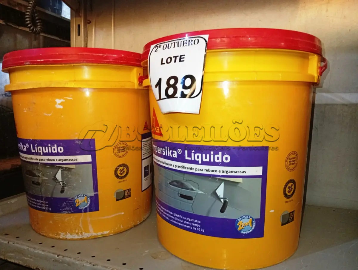 LOTE 189 - 02 BALDES DE IMPERSIKA LIQUIDO ADITIVO IMPERMEABILIZANTE E PLASTIFICANTE P REBOCO E ARGAMASSA DE 18L CADA. (NO ESTADO) ATENÇÃO! FAZER A VISITAÇÃO ANTES DE ARREMATAR, NÃO SABEMOS SE FUNCIONA. LEILÃO NÃO TEM GARANTIA E NEM DEVOLUÇÃO, SUJEITO A POSSÍVEIS AVARIAS VISÍVEIS/OCULTAS E/OU AUSÊNCIA DE COMPONENTES.