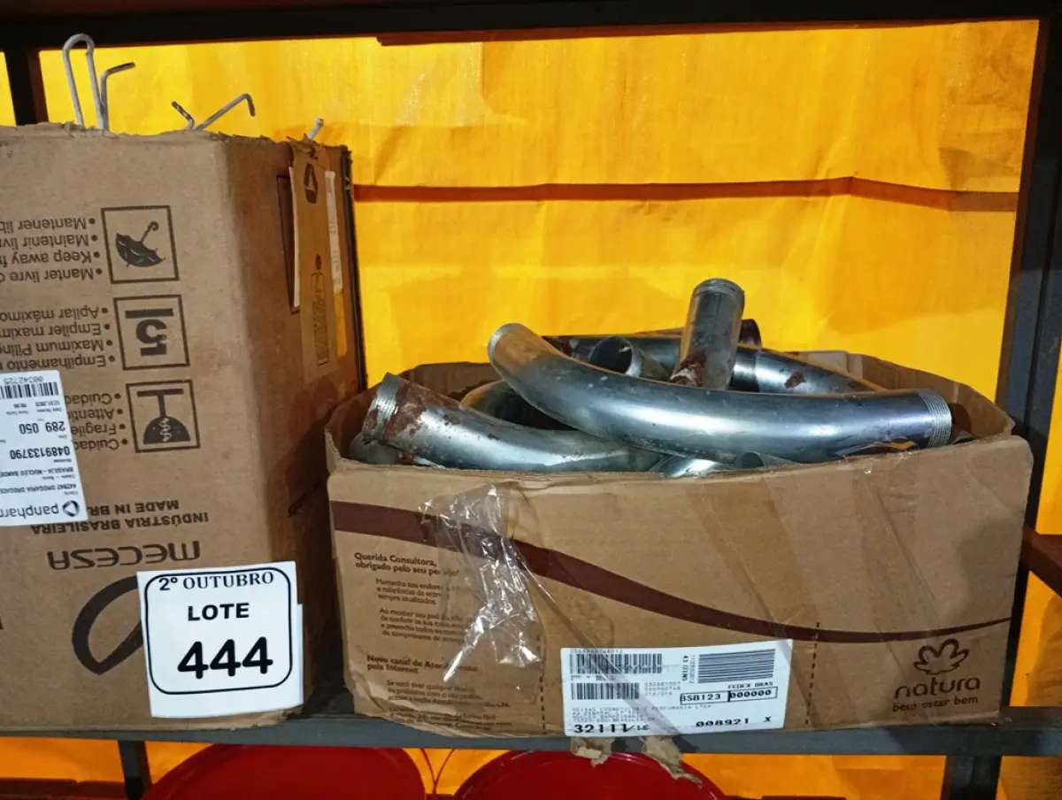 LOTE 444