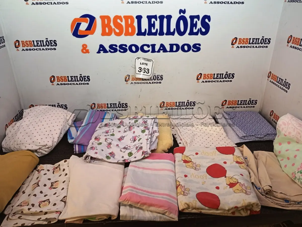 LOTE 363 - 01 LOTE C/ DIVERSOS LENÇÓIS, FRONHAS P/TRAVESSEIROS DE TAMANHOS DIVERSOS.  (NO ESTADO) ATENÇÃO! FAZER A VISITAÇÃO ANTES DE ARREMATAR, NÃO SABEMOS SE FUNCIONA. LEILÃO NÃO TEM GARANTIA E NEM DEVOLUÇÃO, SUJEITO A POSSÍVEIS AVARIAS VISÍVEIS/OCULTAS E/OU AUSÊNCIA DE COMPONENTES.