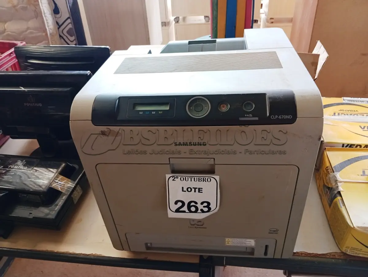 LOTE 263 - 01 IMPRESSORA COLORIDA MARCA SAMSUNG MODELO CLT670MD. (NO ESTADO) ATENÇÃO! FAZER A VISITAÇÃO ANTES DE ARREMATAR, NÃO SABEMOS SE FUNCIONA. LEILÃO NÃO TEM GARANTIA E NEM DEVOLUÇÃO, SUJEITO A POSSÍVEIS AVARIAS VISÍVEIS/OCULTAS E/OU AUSÊNCIA DE COMPONENTES.