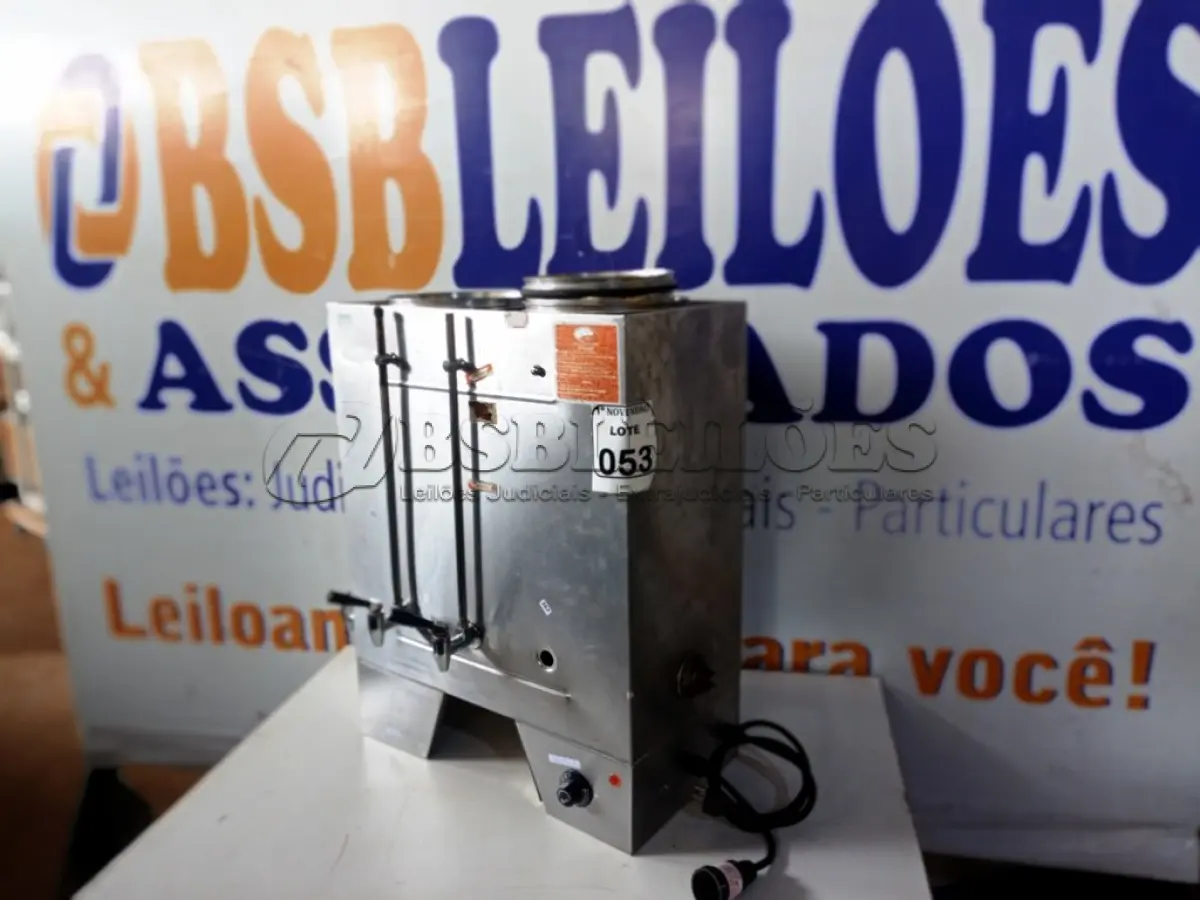 LOTE 053 - 01 CAFETEIRA EM INOX ELÉTRICA COM 03 TORNEIRAS. (NO ESTADO) ATENÇÃO! FAZER A VISITAÇÃO ANTES DE ARREMATAR, NÃO SABEMOS SE FUNCIONA. LEILÃO NÃO TEM GARANTIA E NEM DEVOLUÇÃO, SUJEITO A POSSÍVEIS AVARIAS VISÍVEIS/OCULTAS E/OU AUSÊNCIA DE COMPONENTES.
