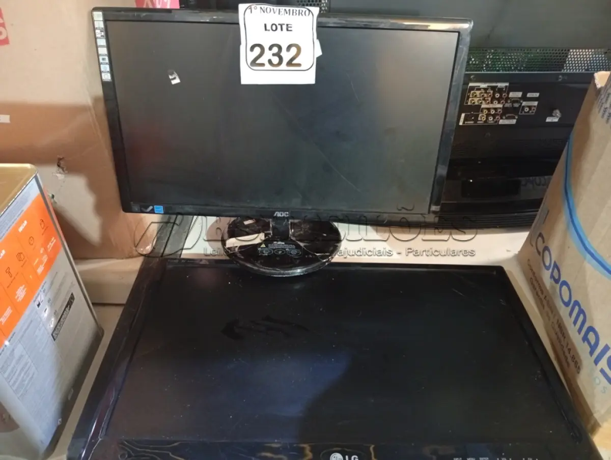 LOTE 232 - 01 MONITOR/TV MARCA LG E 01 MONITOR MARCA AOC. (NO ESTADO) ATENÇÃO! FAZER A VISITAÇÃO ANTES DE ARREMATAR, NÃO SABEMOS SE FUNCIONA. LEILÃO NÃO TEM GARANTIA E NEM DEVOLUÇÃO, SUJEITO A POSSÍVEIS AVARIAS VISÍVEIS/OCULTAS E/OU AUSÊNCIA DE COMPONENTES.