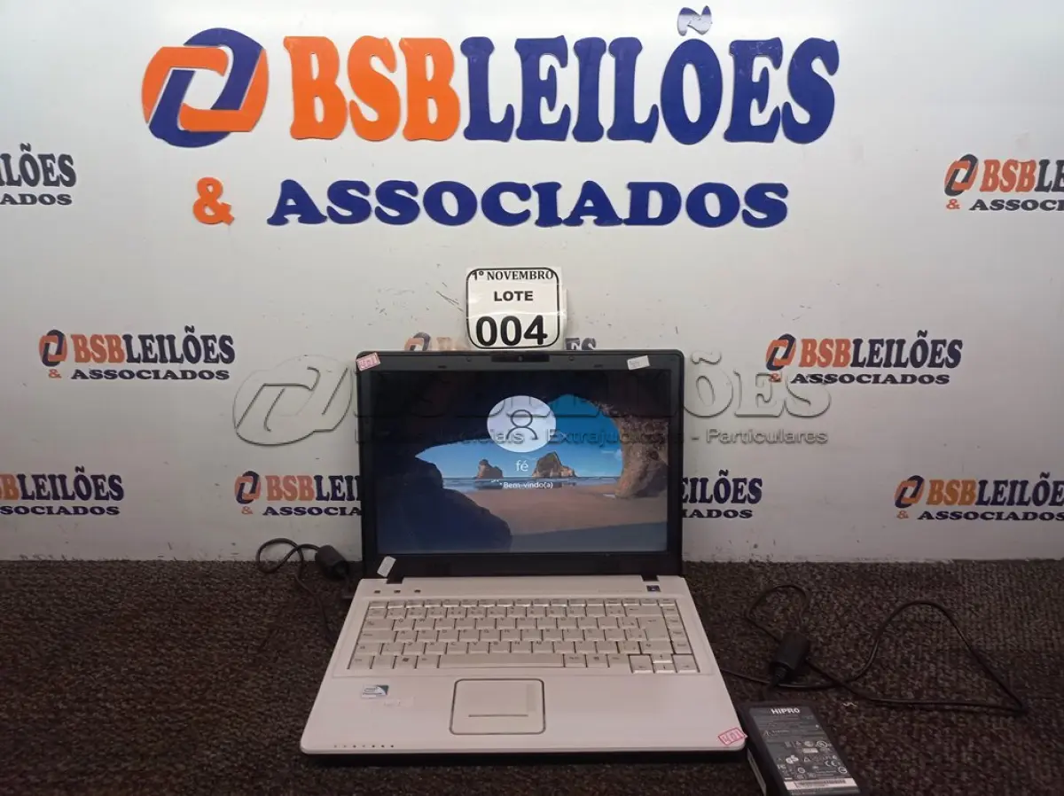 LOTE 004 - 01 NOTEBOOK COM CARREGADOR MARCA POSITIVO.     (NO ESTADO) ATENÇÃO! FAZER A VISITAÇÃO ANTES DE ARREMATAR, NÃO SABEMOS SE FUNCIONA. LEILÃO NÃO TEM GARANTIA E NEM DEVOLUÇÃO, SUJEITO A POSSÍVEIS AVARIAS VISÍVEIS/OCULTAS E/OU AUSÊNCIA DE COMPONENTES.