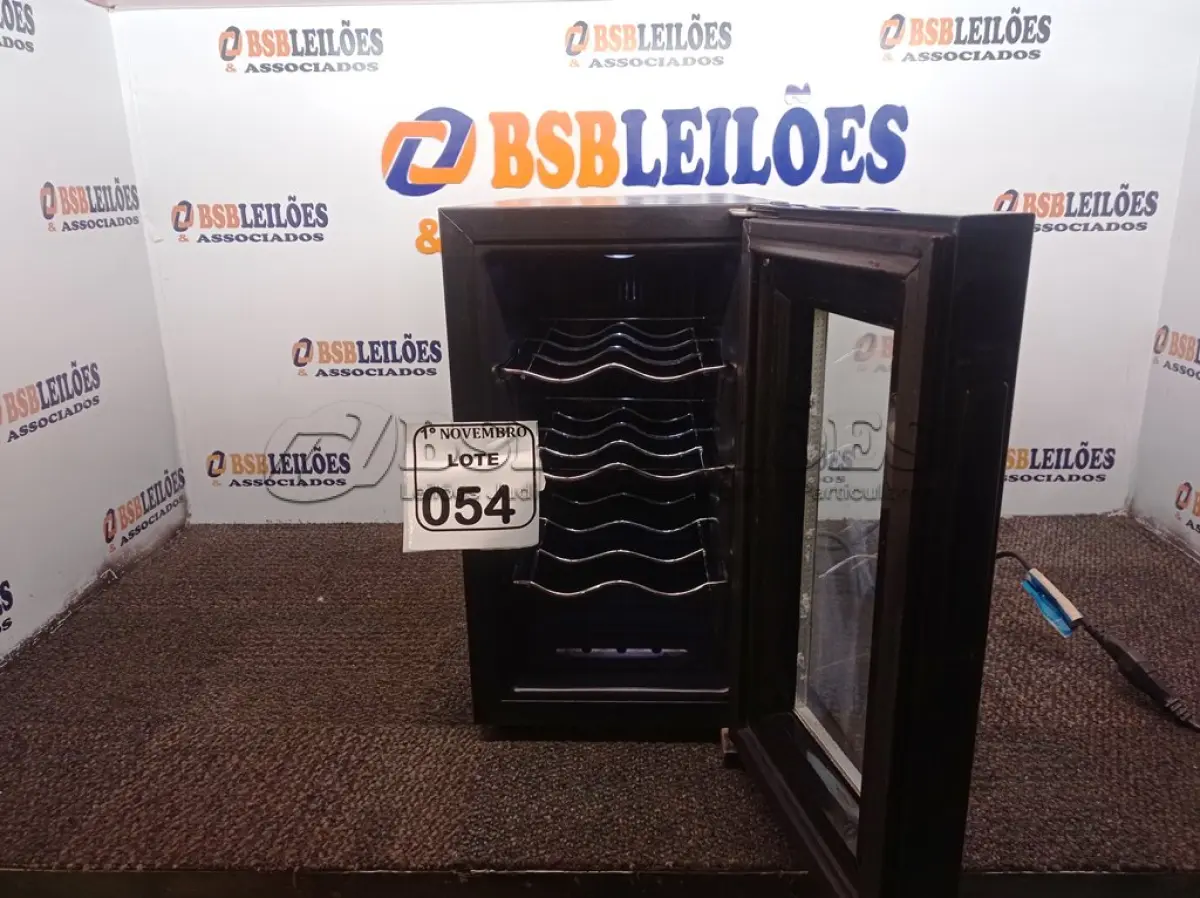 LOTE 054