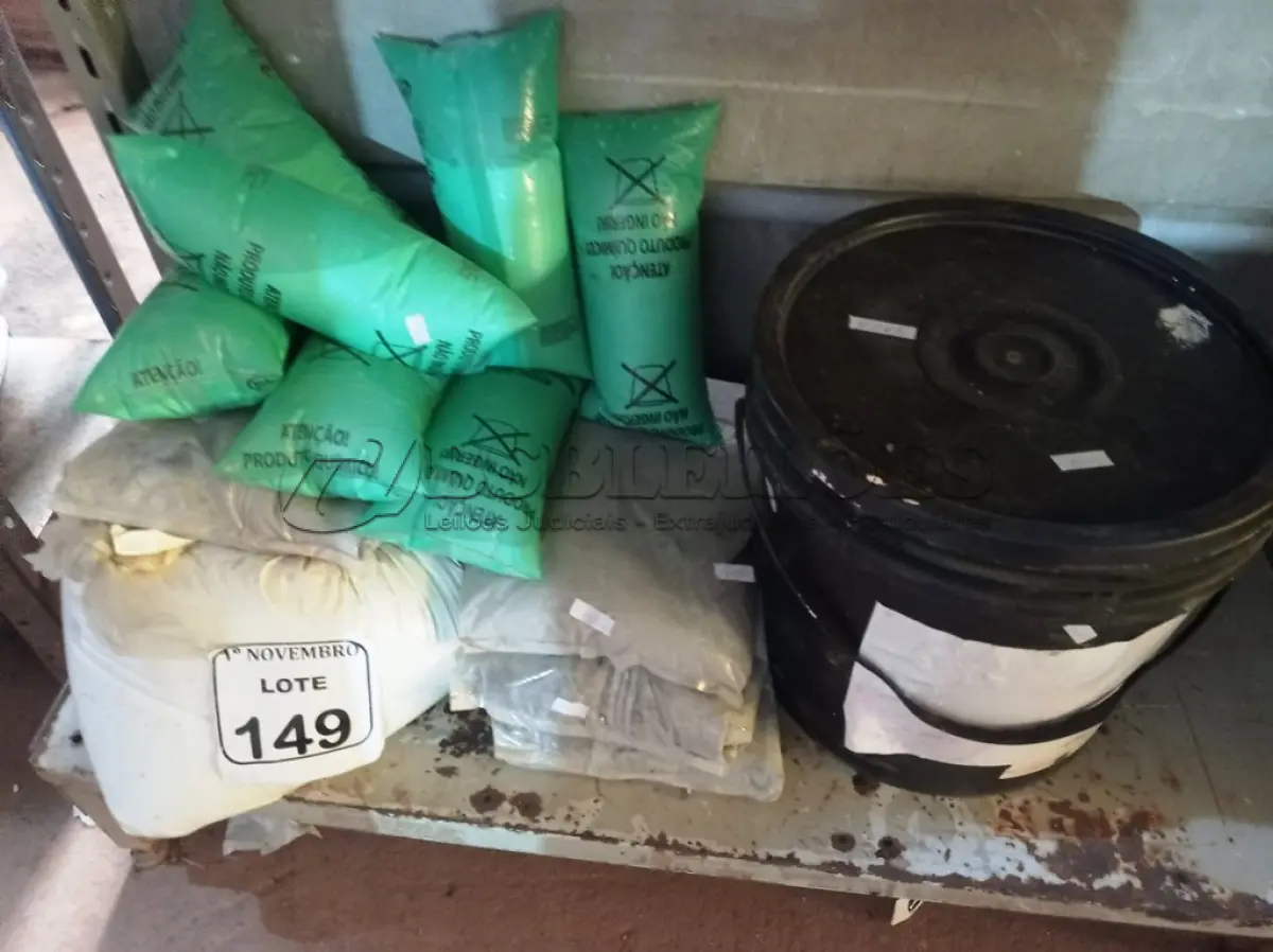 LOTE 149 - 01 MASSA ACRÍLICA DW-1000 PARA TRATAMENTO DE JUNTAS E ACABAMENTOS E MATERIAIS P/CONSTRUÇÃO DIVERSOS. (NO ESTADO) ATENÇÃO! FAZER A VISITAÇÃO ANTES DE ARREMATAR, NÃO SABEMOS SE FUNCIONA. LEILÃO NÃO TEM GARANTIA E NEM DEVOLUÇÃO, SUJEITO A POSSÍVEIS AVARIAS VISÍVEIS/OCULTAS E/OU AUSÊNCIA DE COMPONENTES.