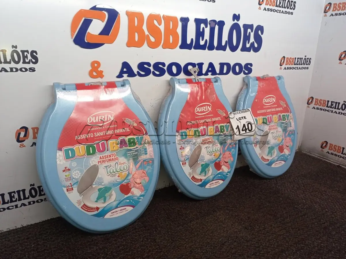 LOTE 140 - 03 ASSENTOS INFANTIL ESP DUDUBABY TALCO AZUL DURIN. (NO ESTADO) ATENÇÃO! FAZER A VISITAÇÃO ANTES DE ARREMATAR, NÃO SABEMOS SE FUNCIONA. LEILÃO NÃO TEM GARANTIA E NEM DEVOLUÇÃO, SUJEITO A POSSÍVEIS AVARIAS VISÍVEIS/OCULTAS E/OU AUSÊNCIA DE COMPONENTES.