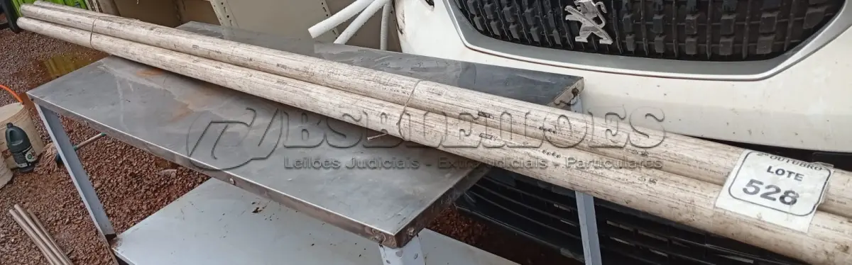 LOTE 528 - 04 CANOS DE MEDIDAS DIVERSAS. (NO ESTADO) ATENÇÃO! FAZER A VISITAÇÃO ANTES DE ARREMATAR, NÃO SABEMOS SE FUNCIONA. LEILÃO NÃO TEM GARANTIA E NEM DEVOLUÇÃO, SUJEITO A POSSÍVEIS AVARIAS VISÍVEIS/OCULTAS E/OU AUSÊNCIA DE COMPONENTES.