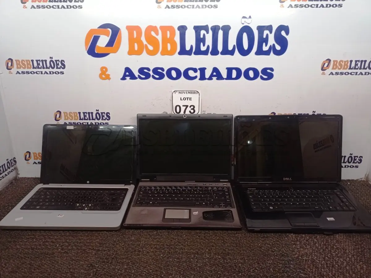 LOTE 073 - 03 NOTEBOOKS MARCAS E MODELOS DIVERSOS P/RETIRADA DE PEÇAS. (NO ESTADO) ATENÇÃO! FAZER A VISITAÇÃO ANTES DE ARREMATAR, NÃO SABEMOS SE FUNCIONA. LEILÃO NÃO TEM GARANTIA E NEM DEVOLUÇÃO, SUJEITO A POSSÍVEIS AVARIAS VISÍVEIS/OCULTAS E/OU AUSÊNCIA DE COMPONENTES.