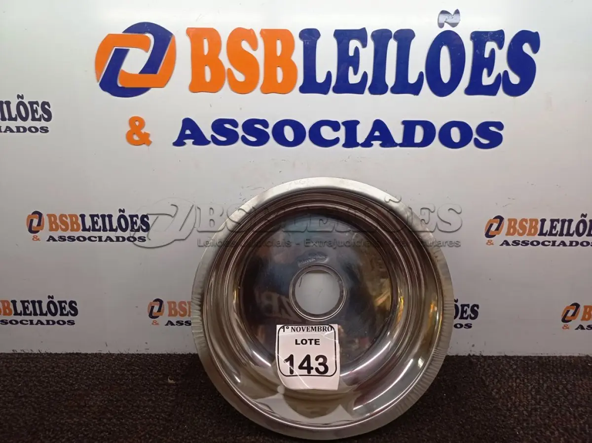 LOTE 143 - 01 CUBA INOX N32 AÇO 430 32X14 FABRINOX.(NOVA) (NO ESTADO) ATENÇÃO! FAZER A VISITAÇÃO ANTES DE ARREMATAR, NÃO SABEMOS SE FUNCIONA. LEILÃO NÃO TEM GARANTIA E NEM DEVOLUÇÃO, SUJEITO A POSSÍVEIS AVARIAS VISÍVEIS/OCULTAS E/OU AUSÊNCIA DE COMPONENTES.