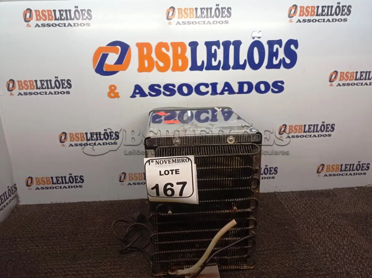 LOTE 167 - 01 PURIFICADOR DE ÁGUA MARCA SOFT. (NO ESTADO) ATENÇÃO! FAZER A VISITAÇÃO ANTES DE ARREMATAR, NÃO SABEMOS SE FUNCIONA. LEILÃO NÃO TEM GARANTIA E NEM DEVOLUÇÃO, SUJEITO A POSSÍVEIS AVARIAS VISÍVEIS/OCULTAS E/OU AUSÊNCIA DE COMPONENTES.