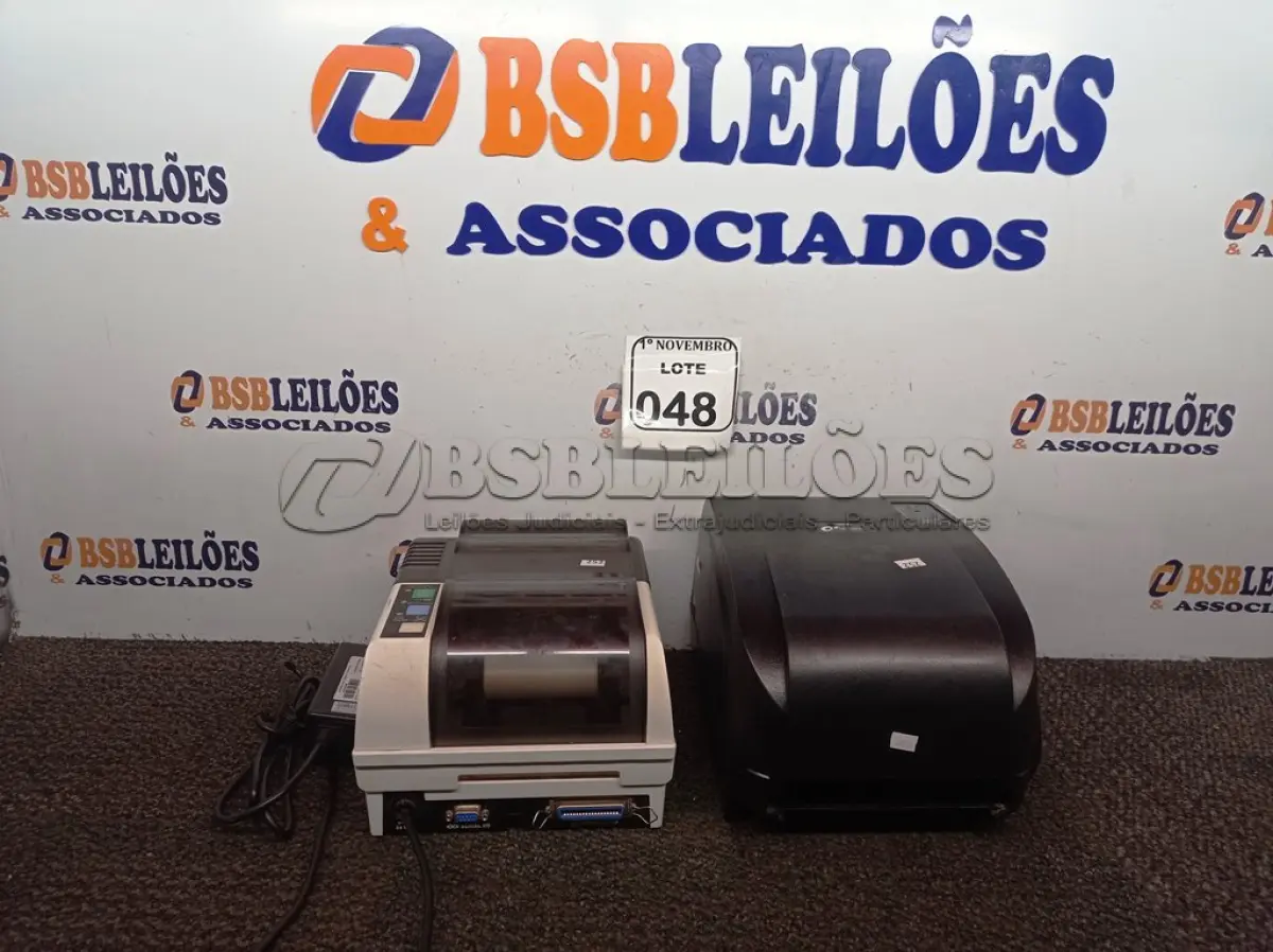 LOTE 048 - 02 IMPRESSORAS DE ETIQUETAS MARCA BRAVO E BEMATECH SENDO 01 C/FONTE. (NO ESTADO) ATENÇÃO! FAZER A VISITAÇÃO ANTES DE ARREMATAR, NÃO SABEMOS SE FUNCIONA. LEILÃO NÃO TEM GARANTIA E NEM DEVOLUÇÃO, SUJEITO A POSSÍVEIS AVARIAS VISÍVEIS/OCULTAS E/OU AUSÊNCIA DE COMPONENTES.