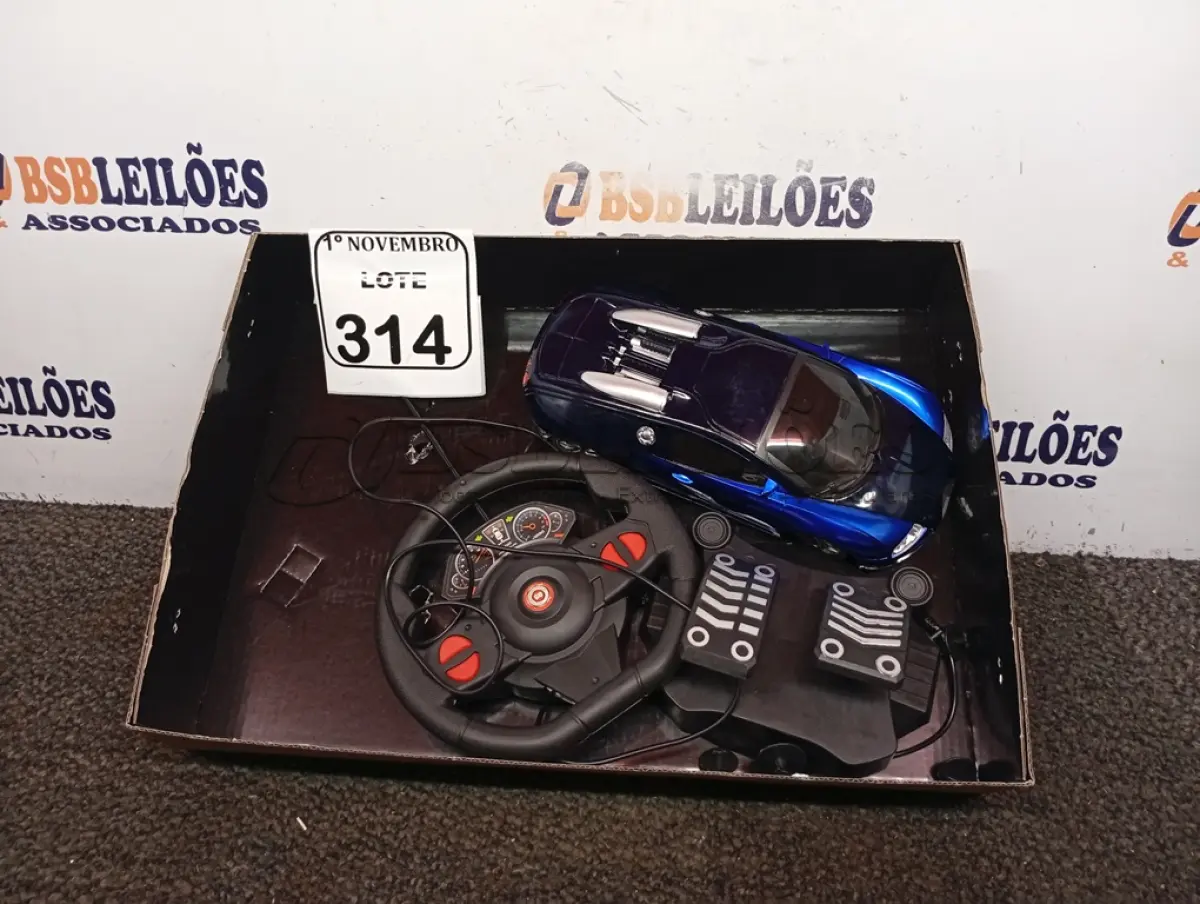 LOTE 314 - 01 CARRINHO DE CONTROLE REMOTO. (NO ESTADO) ATENÇÃO! FAZER A VISITAÇÃO ANTES DE ARREMATAR, NÃO SABEMOS SE FUNCIONA. LEILÃO NÃO TEM GARANTIA E NEM DEVOLUÇÃO, SUJEITO A POSSÍVEIS AVARIAS VISÍVEIS/OCULTAS E/OU AUSÊNCIA DE COMPONENTES.