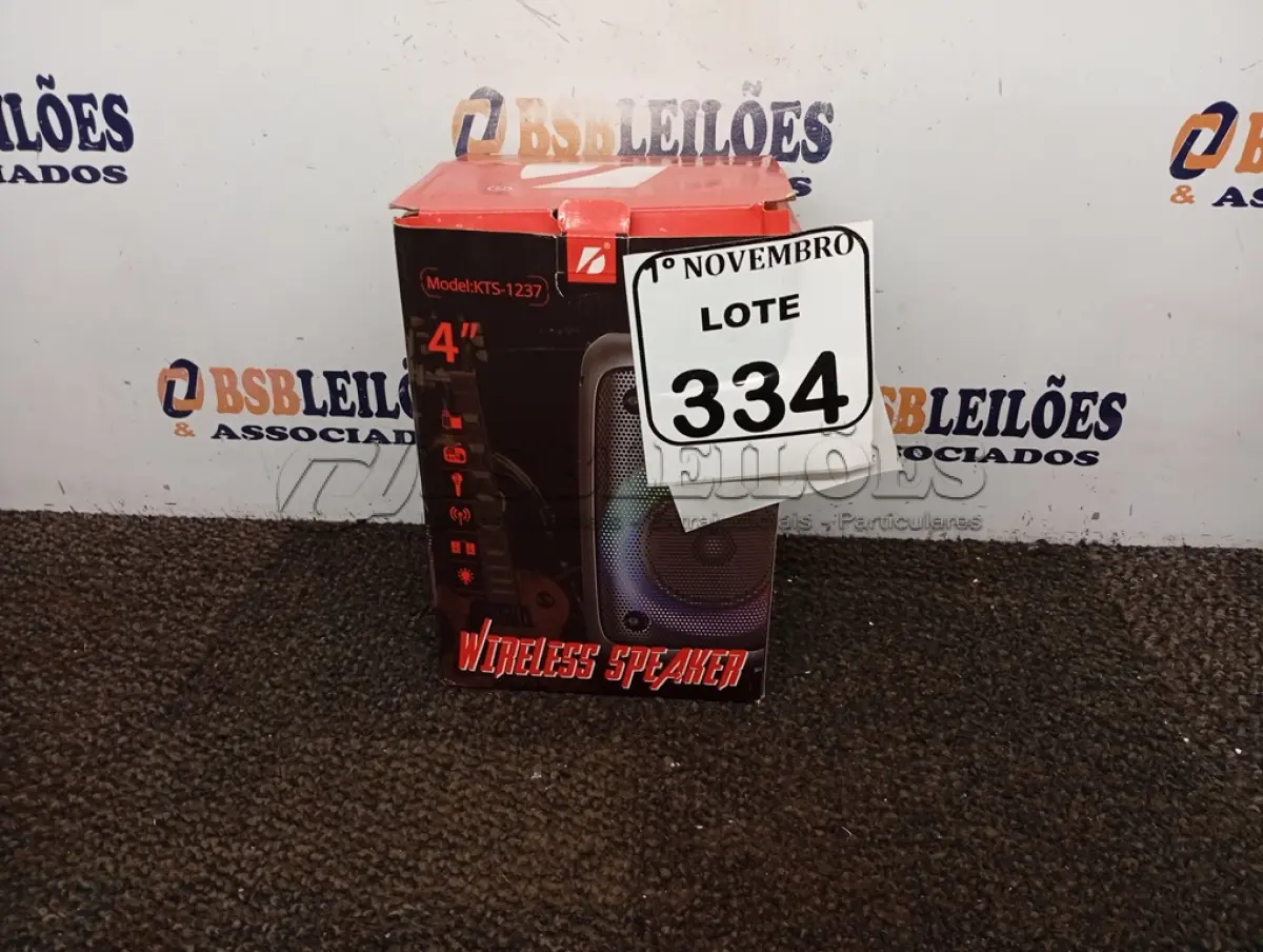 LOTE 334 - 01 CAIXA DE SOM WIRELESS SPEAKER MODELO KTS-1237. (NOVO) (NO ESTADO) ATENÇÃO! FAZER A VISITAÇÃO ANTES DE ARREMATAR, NÃO SABEMOS SE FUNCIONA. LEILÃO NÃO TEM GARANTIA E NEM DEVOLUÇÃO, SUJEITO A POSSÍVEIS AVARIAS VISÍVEIS/OCULTAS E/OU AUSÊNCIA DE COMPONENTES.