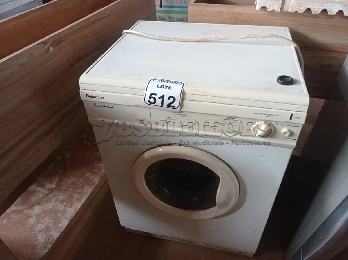 LOTE 512 - 01 MÁQUINA DE LAVAR ROUPAS 10KG EVOLUTION. (NO ESTADO) ATENÇÃO! FAZER A VISITAÇÃO ANTES DE ARREMATAR, NÃO SABEMOS SE FUNCIONA. LEILÃO NÃO TEM GARANTIA E NEM DEVOLUÇÃO, SUJEITO A POSSÍVEIS AVARIAS VISÍVEIS/OCULTAS E/OU AUSÊNCIA DE COMPONENTES.