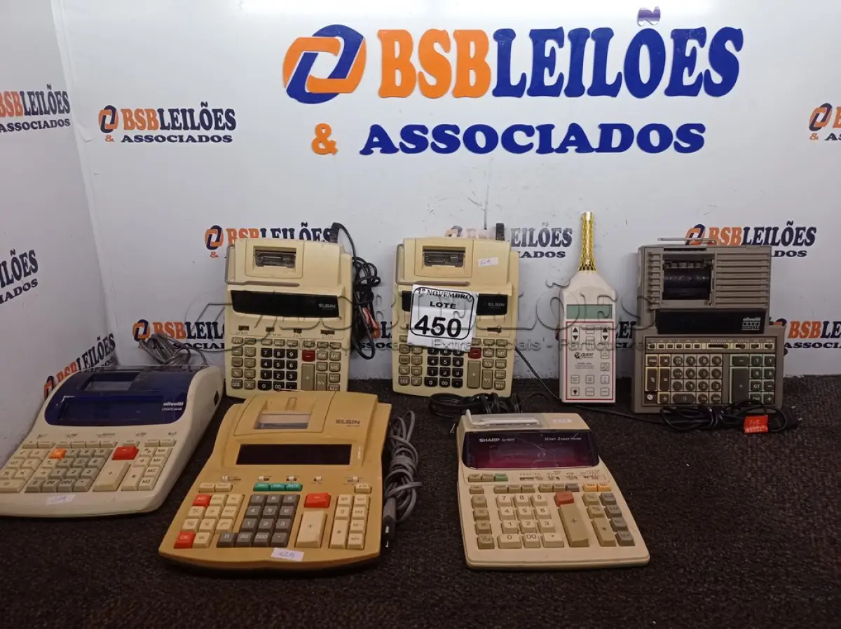 LOTE 450 - 01 LOTE C/DIVERSAS CALCULADORAS MARCAS E MODELOS DIVERSOS. (NO ESTADO) ATENÇÃO! FAZER A VISITAÇÃO ANTES DE ARREMATAR, NÃO SABEMOS SE FUNCIONA. LEILÃO NÃO TEM GARANTIA E NEM DEVOLUÇÃO, SUJEITO A POSSÍVEIS AVARIAS VISÍVEIS/OCULTAS E/OU AUSÊNCIA DE COMPONENTES.