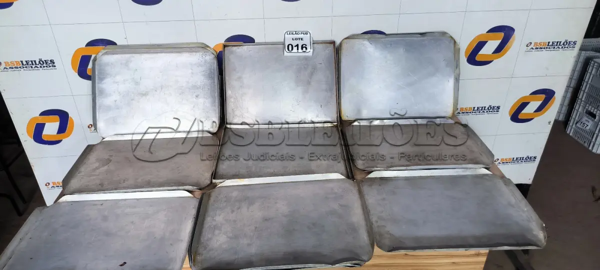 LOTE 016 - 01 LOTE C/FORMAS DIVERSAS EM ALUMÍNIO. (NO ESTADO) ATENÇÃO! FAZER A VISITAÇÃO ANTES DE ARREMATAR, NÃO SABEMOS SE FUNCIONA. LEILÃO NÃO TEM GARANTIA E NEM DEVOLUÇÃO, SUJEITO A POSSÍVEIS AVARIAS VISÍVEIS/OCULTAS E/OU AUSÊNCIA DE COMPONENTES.