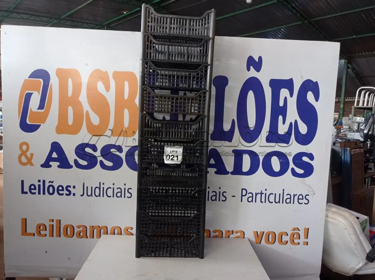 LOTE 021 - 10 CESTAS ORGANIZADORAS DE PLÁSTICO (NOVO). (NO ESTADO) ATENÇÃO! FAZER A VISITAÇÃO ANTES DE ARREMATAR, NÃO SABEMOS SE FUNCIONA. LEILÃO NÃO TEM GARANTIA E NEM DEVOLUÇÃO, SUJEITO A POSSÍVEIS AVARIAS VISÍVEIS/OCULTAS E/OU AUSÊNCIA DE COMPONENTES.
