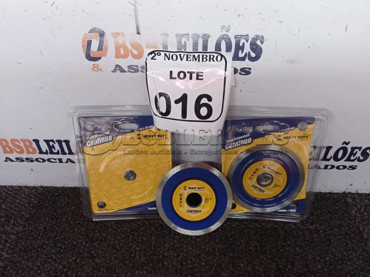 LOTE 016 - 02 DISCOS DIAMANTADOS CONTÍNUOS MARCA HEAVY DUTY(NOVO). (NO ESTADO) ATENÇÃO! FAZER A VISITAÇÃO ANTES DE ARREMATAR, NÃO SABEMOS SE FUNCIONA. LEILÃO NÃO TEM GARANTIA E NEM DEVOLUÇÃO, SUJEITO A POSSÍVEIS AVARIAS VISÍVEIS/OCULTAS E/OU AUSÊNCIA DE COMPONENTES.
